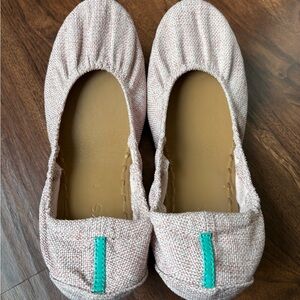 Palm Springs Pink Tieks, size 8